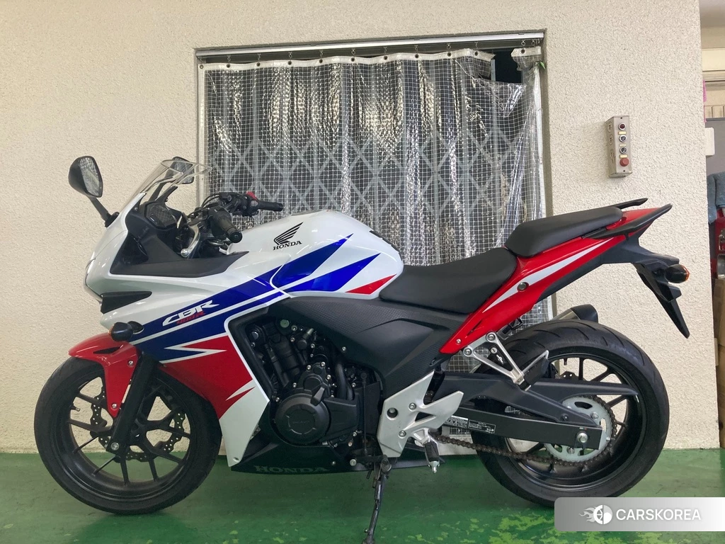 Проданный Honda CBR400R 2016 из Японии, фото 2