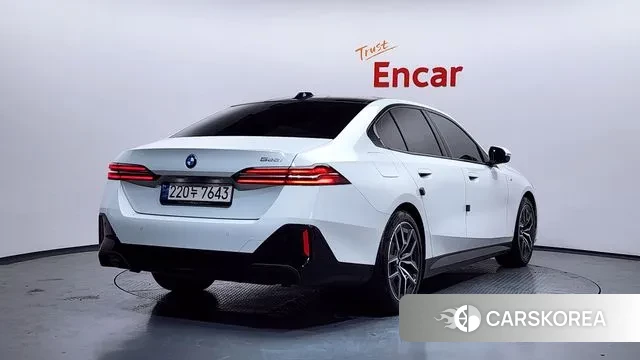 BMW 5 Series (G60) id 3763761 из Кореи 12