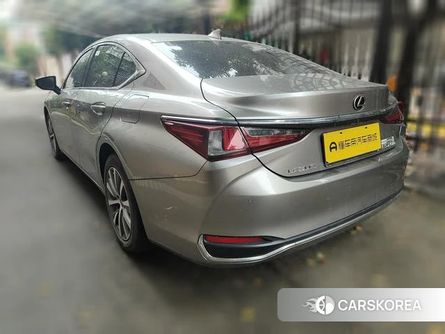 Lexus ES 2021 Шампань из Китая, фото 2