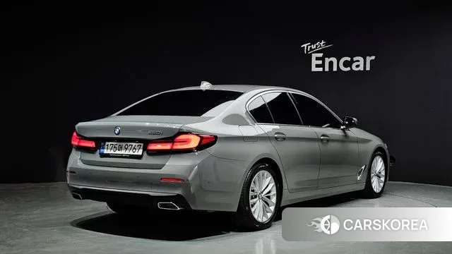 BMW 5 Series (G30) id 3707611 из Кореи 12