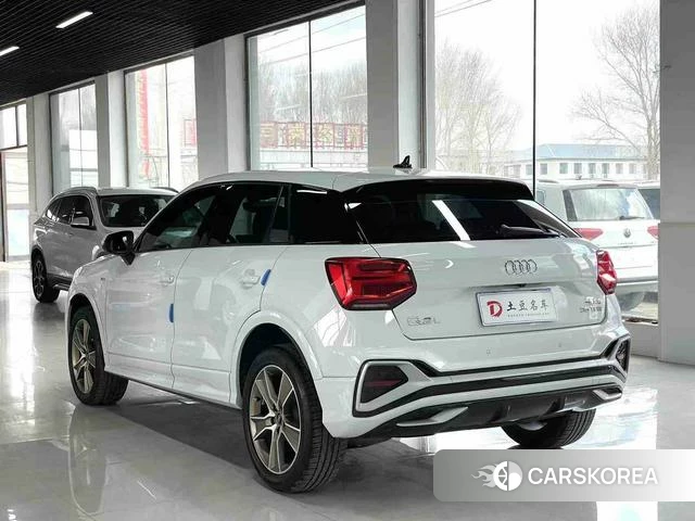 Audi Q2L id 4190494 из Китая 12