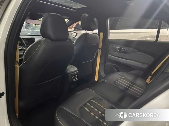 GAC Trumpchi Shadow Leopard 2023 Белый из Китая, фото 4