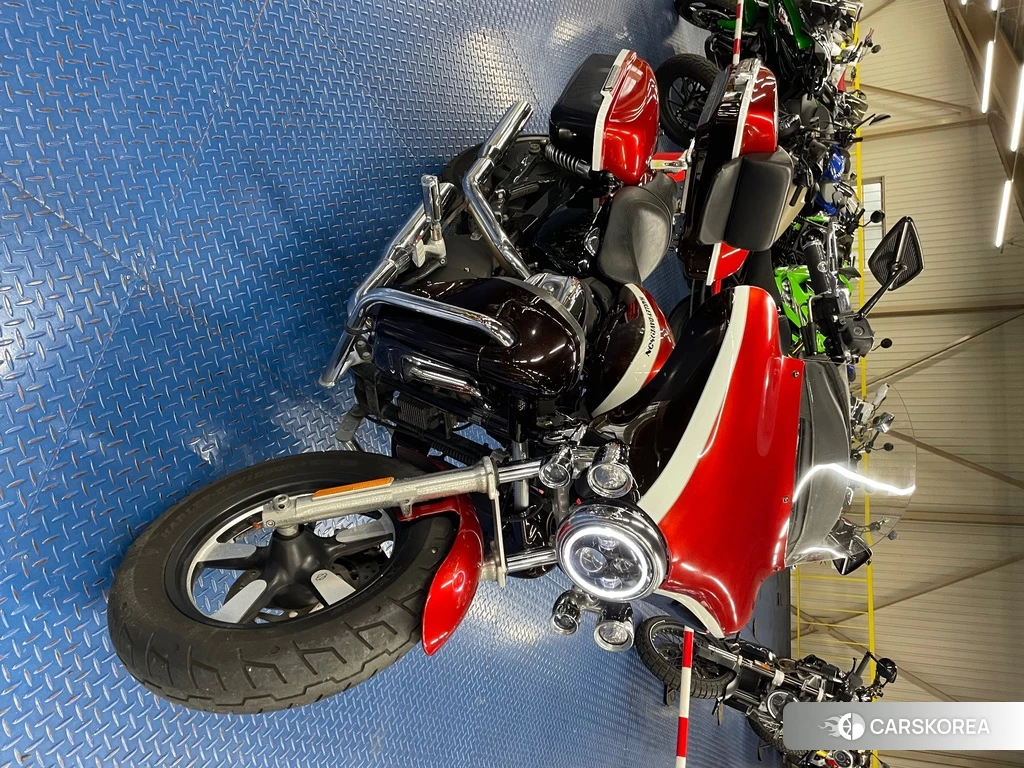 Проданный Harley-Davidson Sportster XL1200CA 2013 из Японии, фото 2