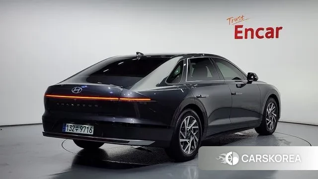 Hyundai Grandeur (GN7) id 3136926 из Кореи 12