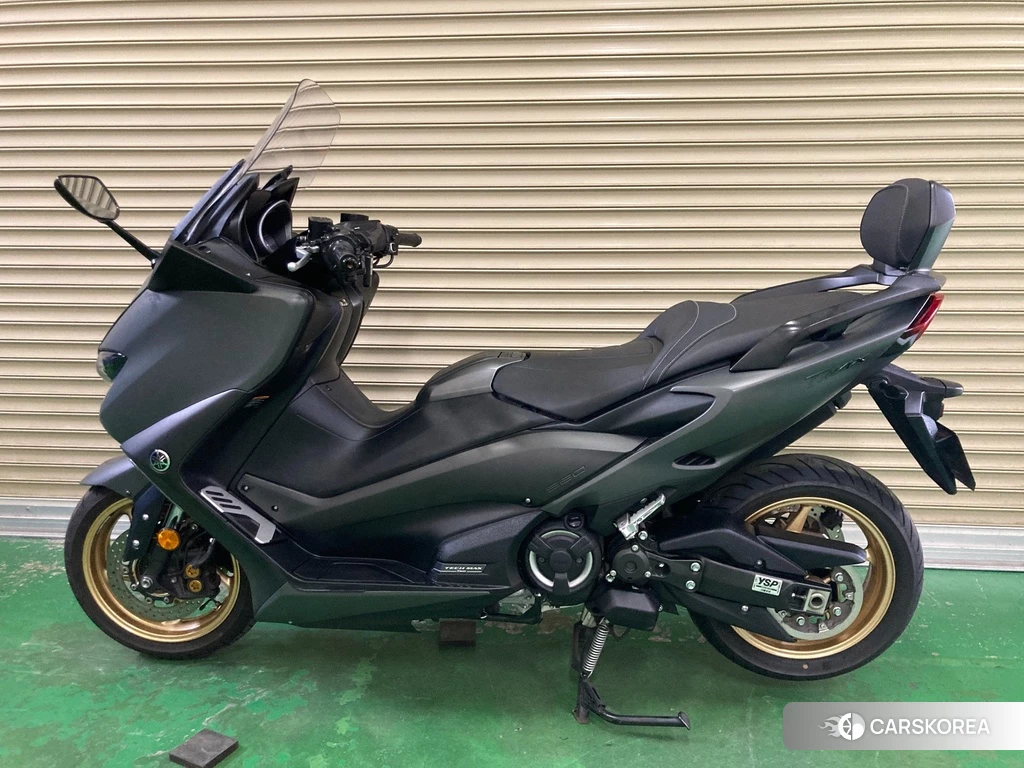 Проданный Yamaha T-MAX 560 TECH MAX 2021 из Японии, фото 2
