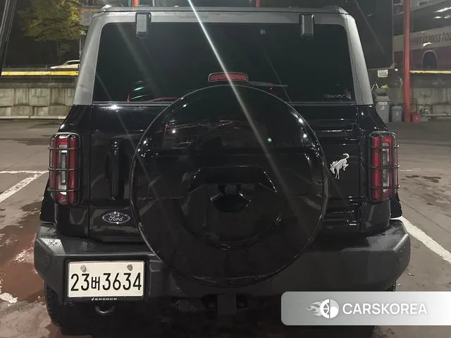 Ford Bronco 6th Generation 2023 Черный из Кореи, фото 5