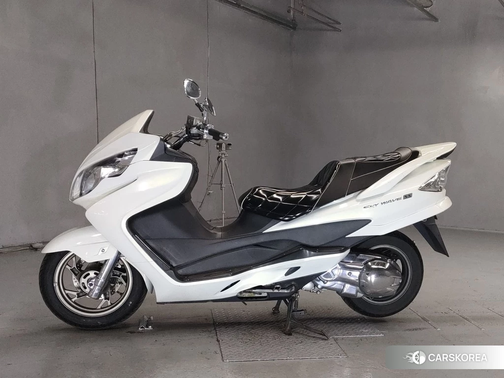 Проданный Suzuki SKYWAVE 250SS 2010 из Японии, фото 2