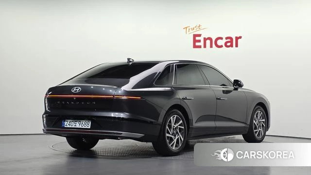 Hyundai Grandeur Hybrid (GN7) id 4853597 из Кореи 12