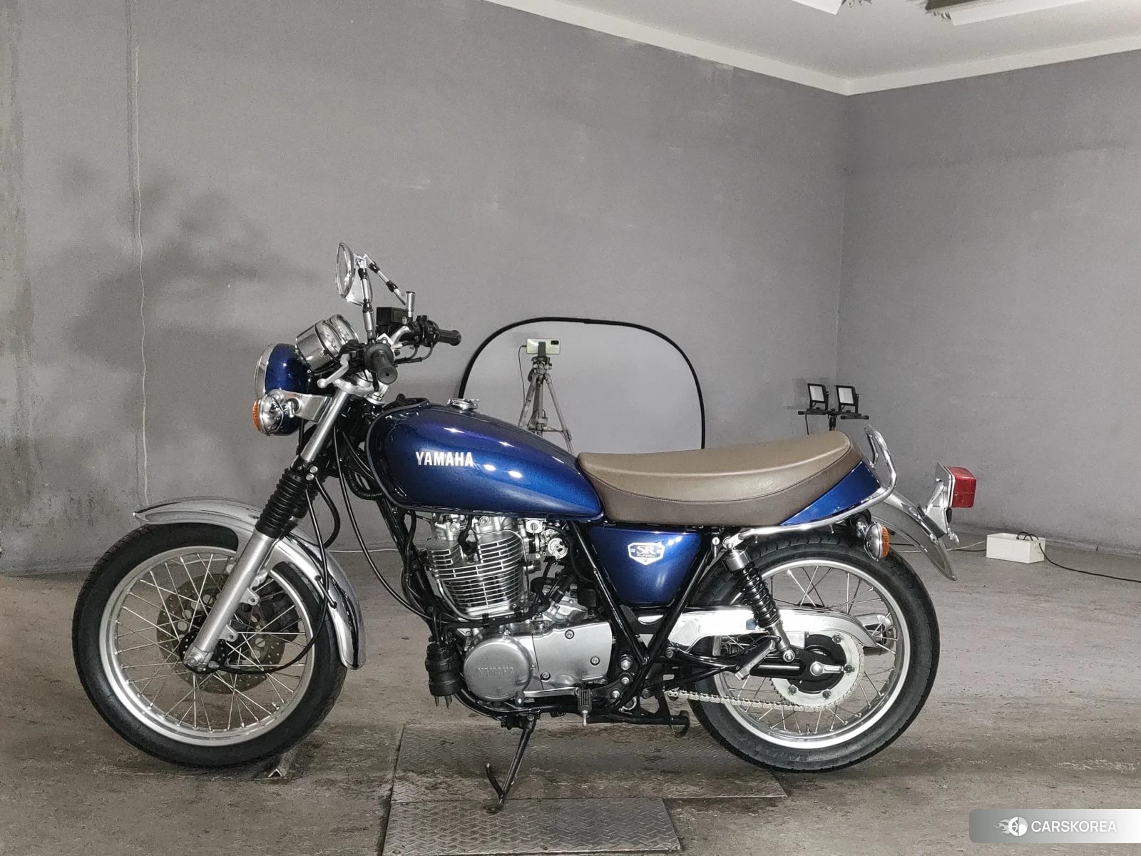 Yamaha SR 400 2021 из Японии