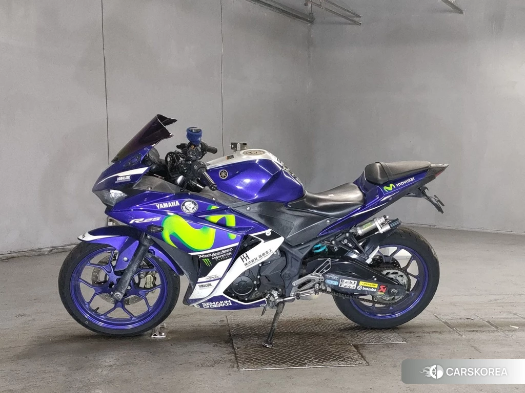 Проданный Yamaha YZF-R25 2015 из Японии