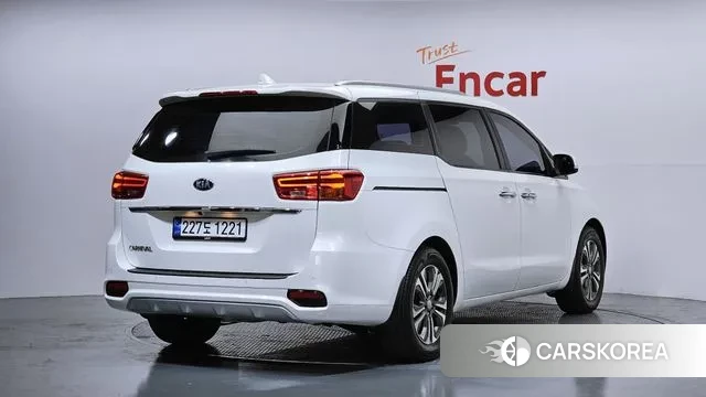 Kia The New Carnival id 3622025 из Кореи 12