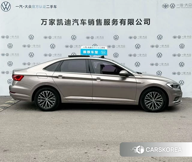 Volkswagen Sagitar id 4253347 из Китая 12