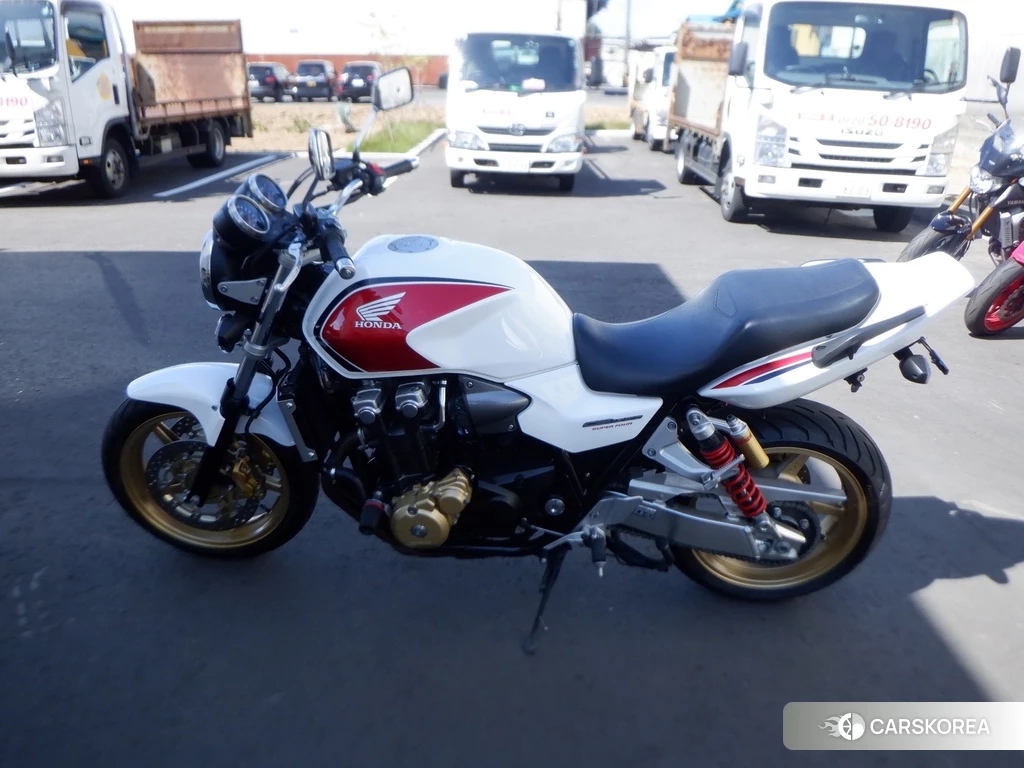Проданный Honda CB1300SF 2012 из Японии, фото 2