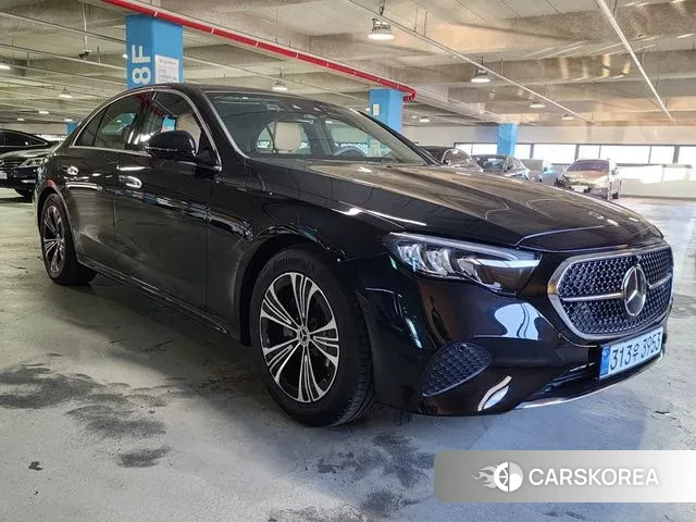 Mercedes-Benz E-Class W214 2025 Черный из Кореи, фото 5