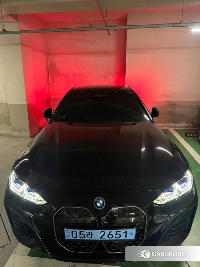 BMW i4 2023 Черный из Кореи, фото 2