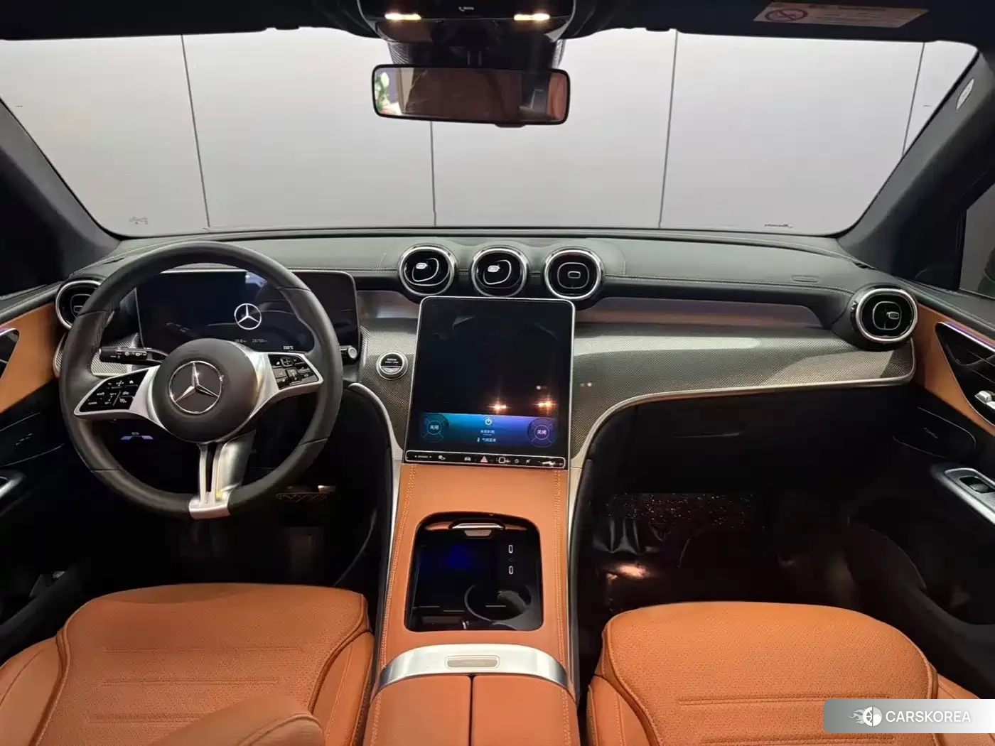 Mercedes-Benz GLC 2024 Черный из Китая, фото 2
