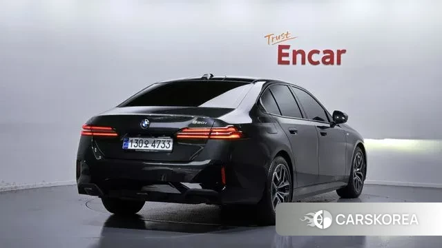 BMW 5 Series (G30) id 3517535 из Кореи 12