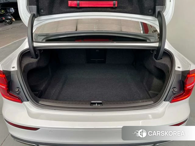 Volvo S60 id 4240847 из Китая 9