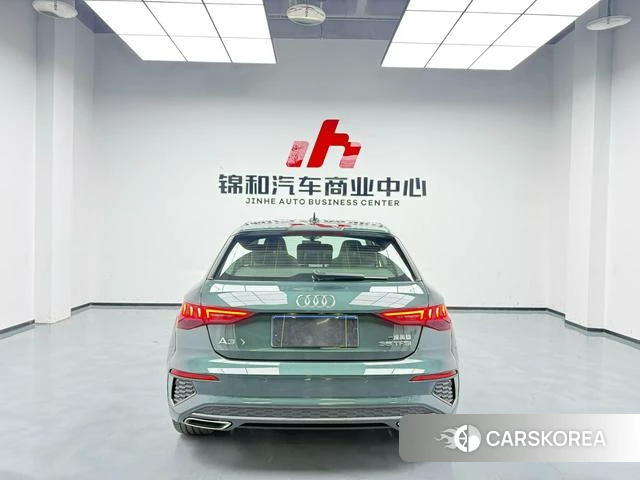 Audi A3 2024 Зеленый из Китая, фото 2