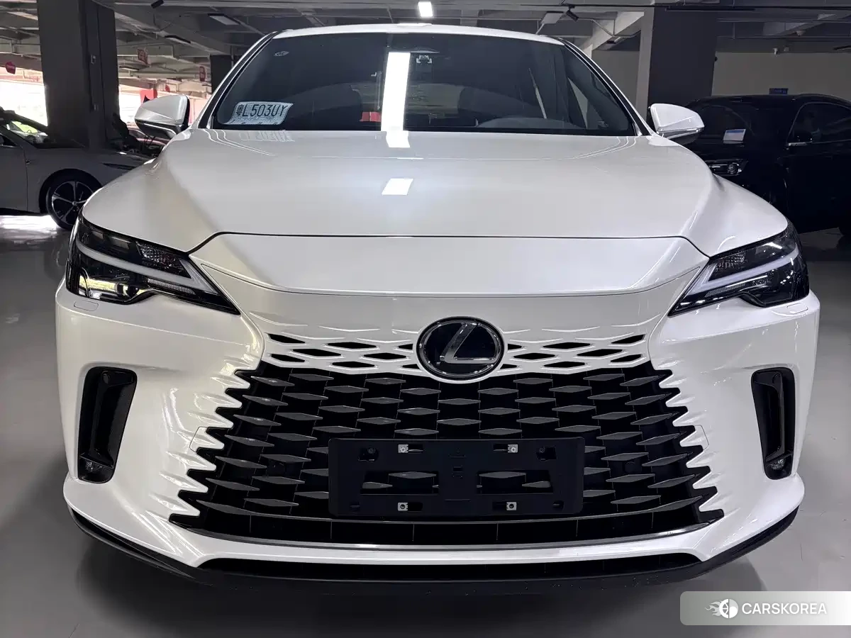 Lexus RX 2026 Белый из Китая, фото 2