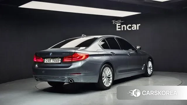 BMW 5 Series (G30) id 3515309 из Кореи 12