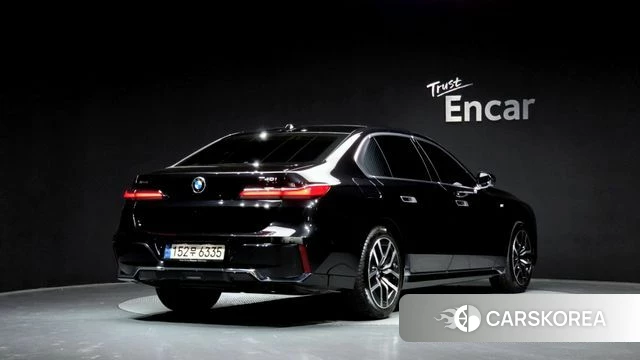 BMW 7 Series (G70) id 4223021 из Кореи 12