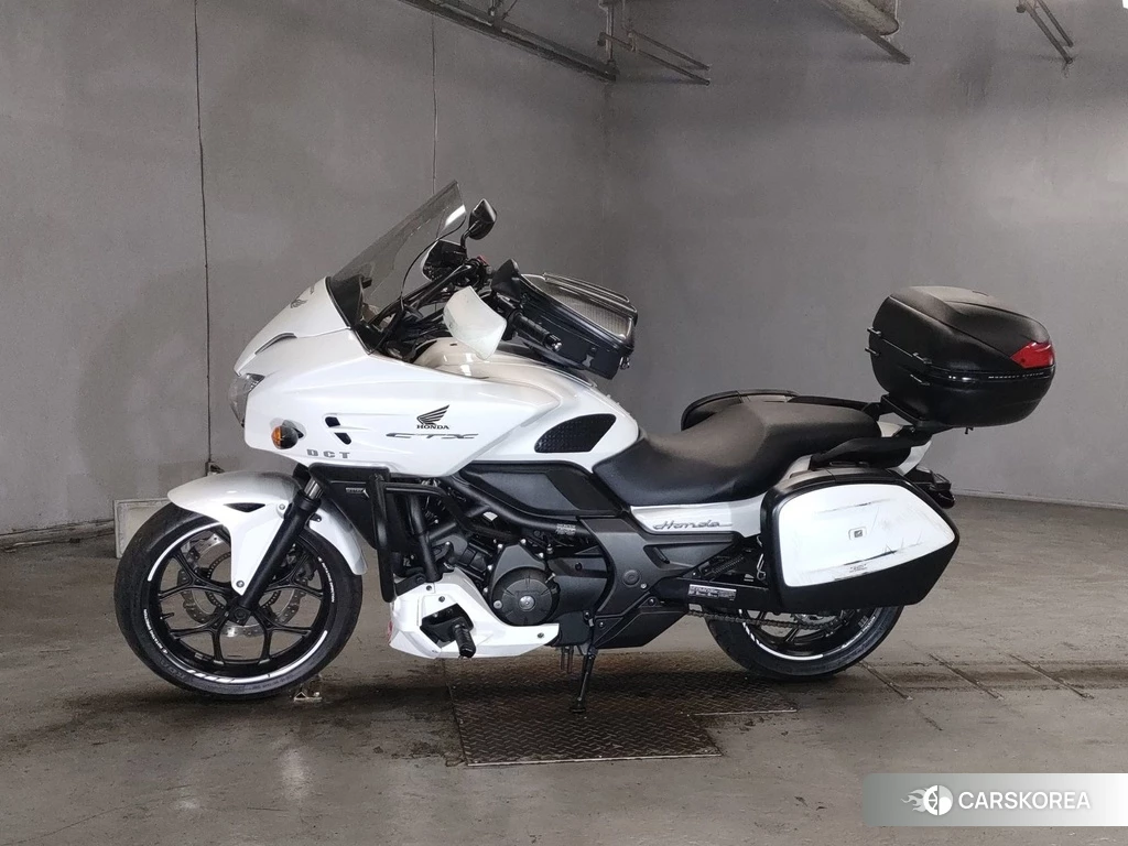 Проданный Honda CTX700 DCT 2014 из Японии