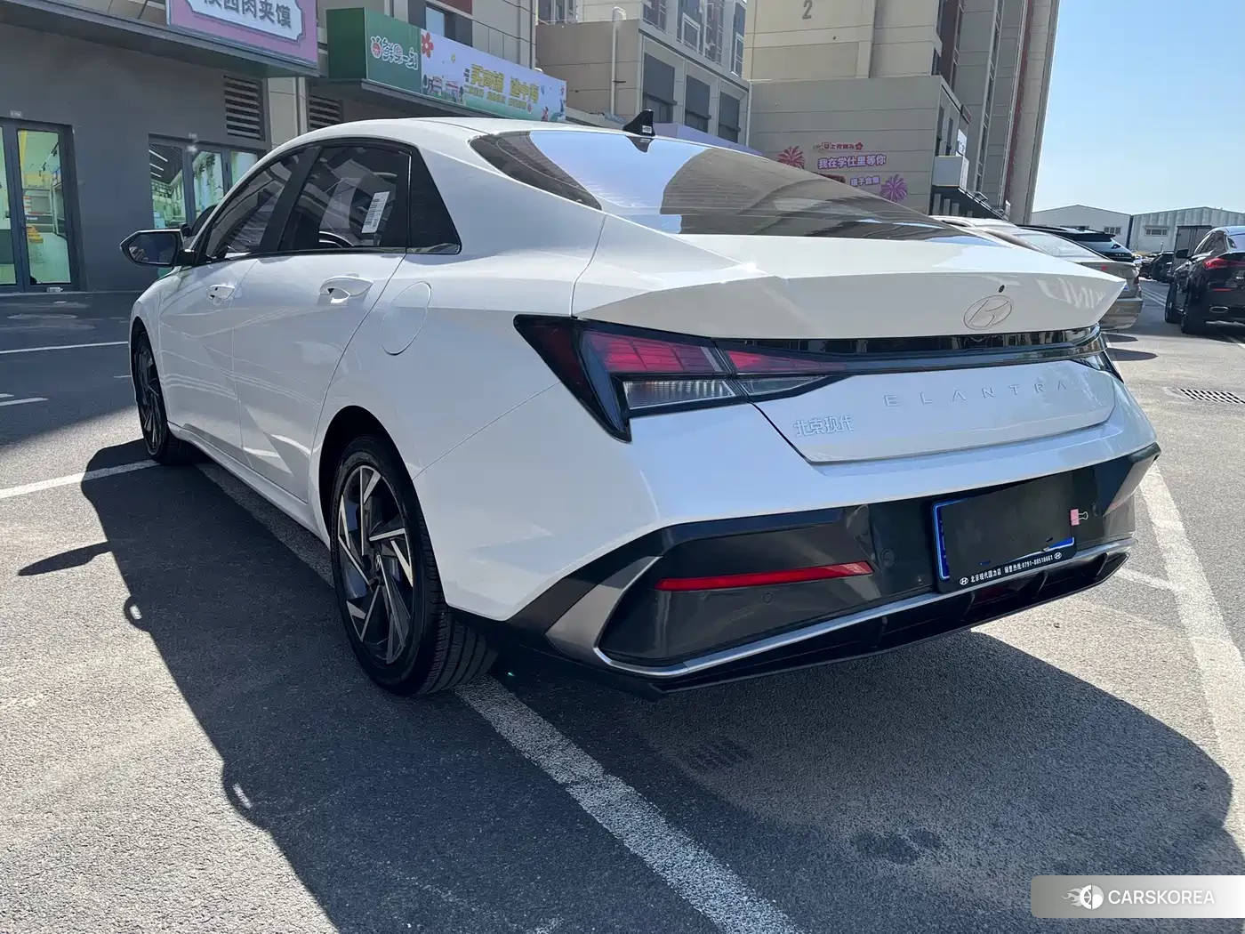 Hyundai Elantra 2024 Белый из Китая, фото 4