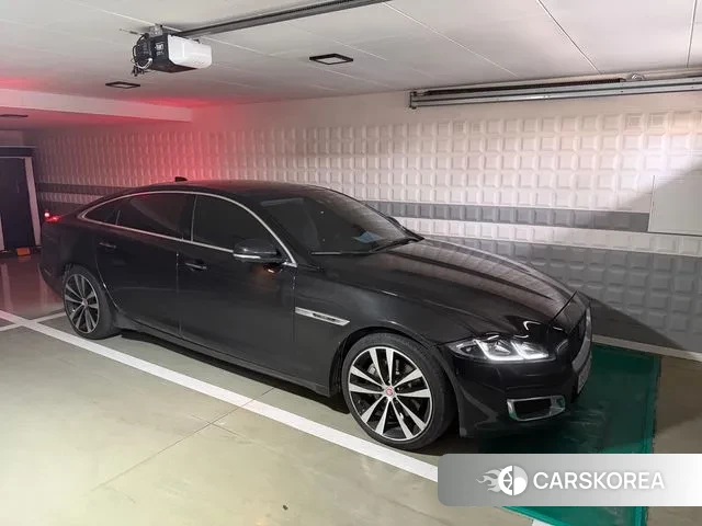 Jaguar All New XJ 2019 Черный из Кореи, фото 2