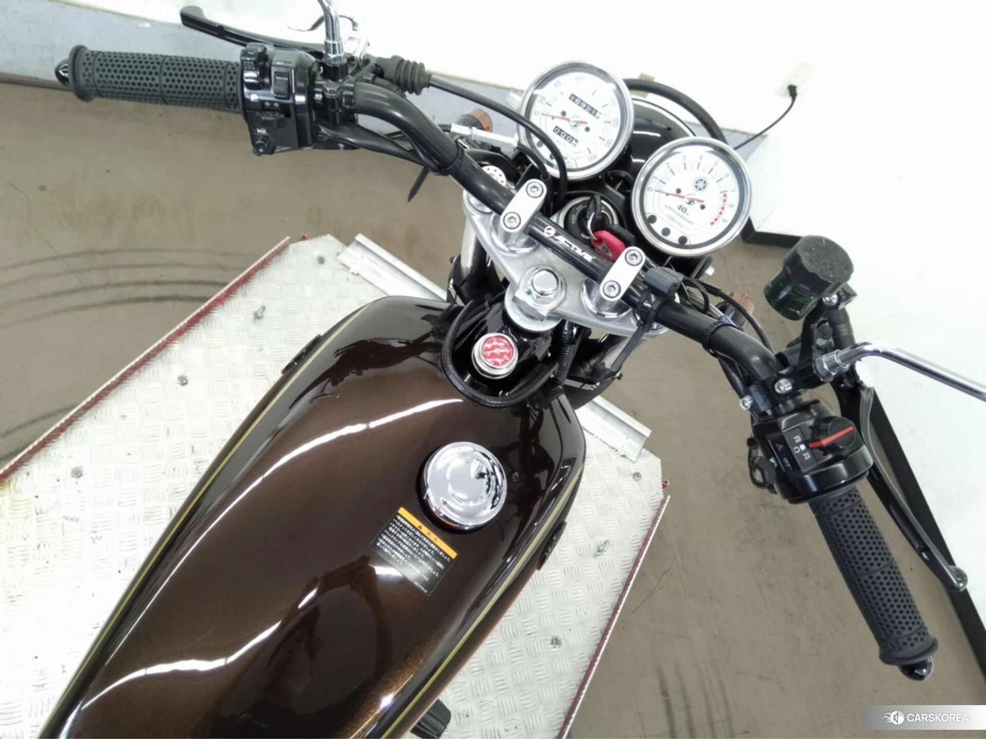 Yamaha SR 400 2019 из Японии, фото 3