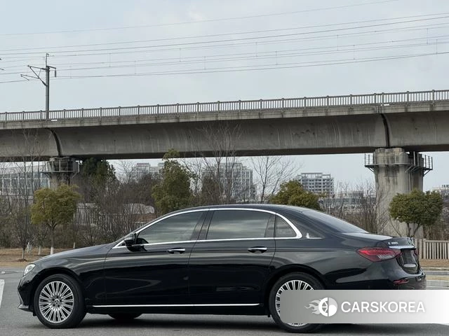 Mercedes-Benz E-class id 4260368 из Китая 11