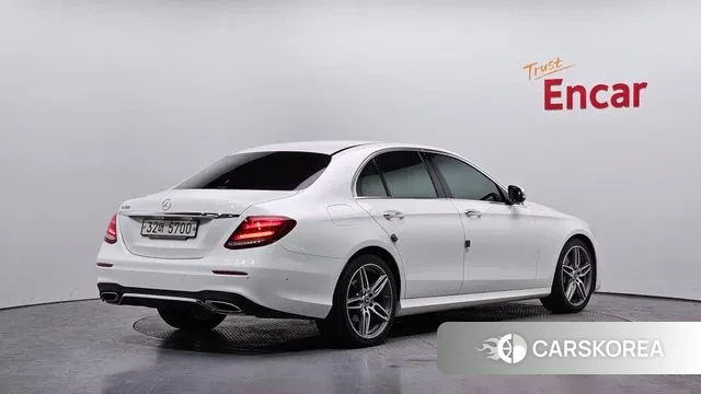 Mercedes-Benz E-Class W213 id 3748438 из Кореи 12