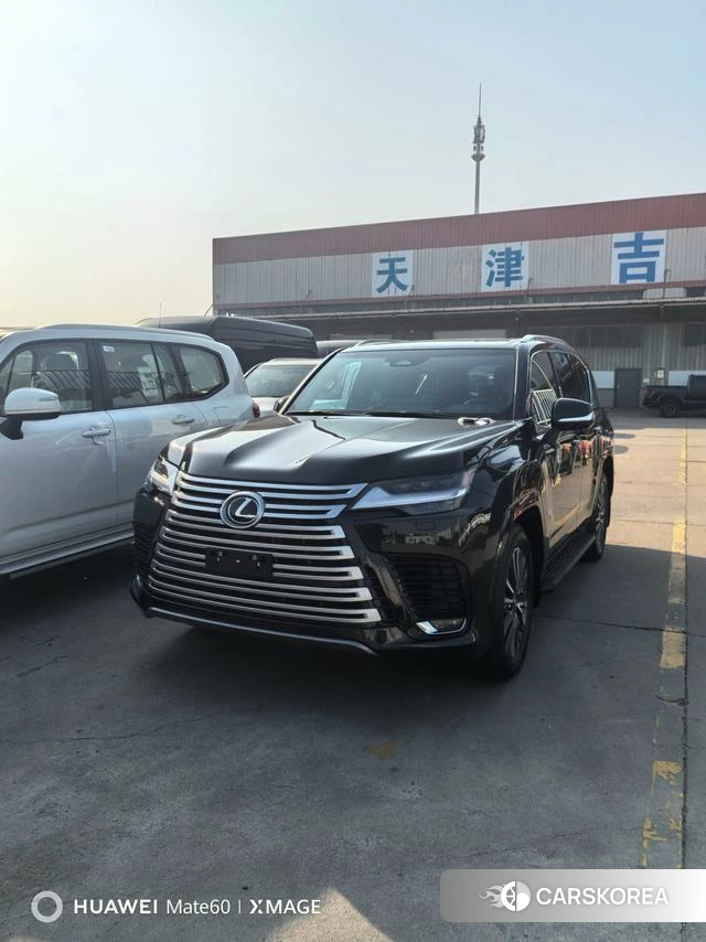 Lexus LX 2025 Черный из Китая, фото 2