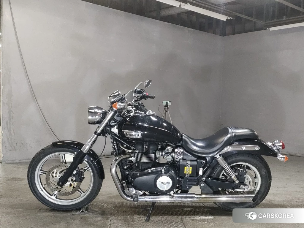 Проданный Triumph SPEEDMASTER 2011 из Японии, фото 2