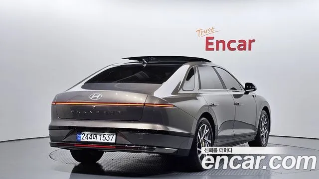 Hyundai Grandeur (GN7) id 2800064 из Кореи 12