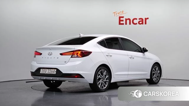 Hyundai The New Avante AD id 4465440 из Кореи 12