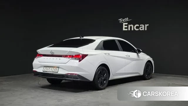 Hyundai Avante Hybrid (CN7) id 3237215 из Кореи 12