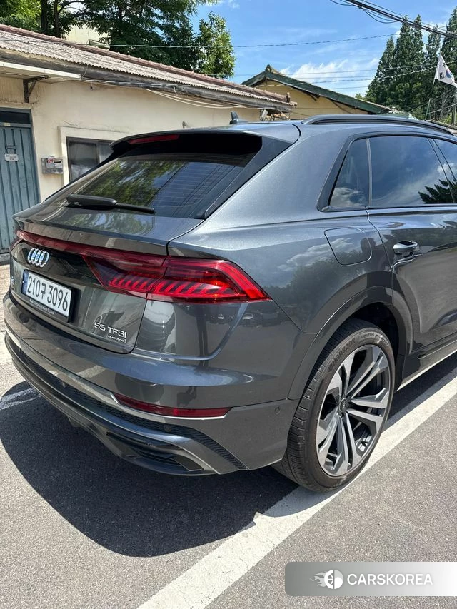 Audi Q8 (4M) 2022 Серый из Кореи, фото 2