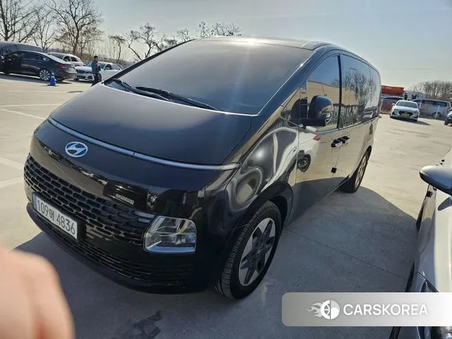 Hyundai Staria 2023 Черный из Кореи, фото 6