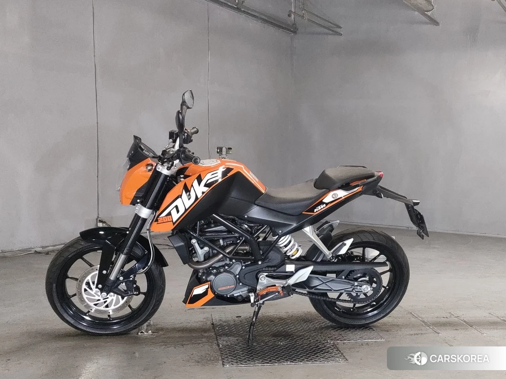 Проданный KTM 200 DUKE 2012 из Японии
