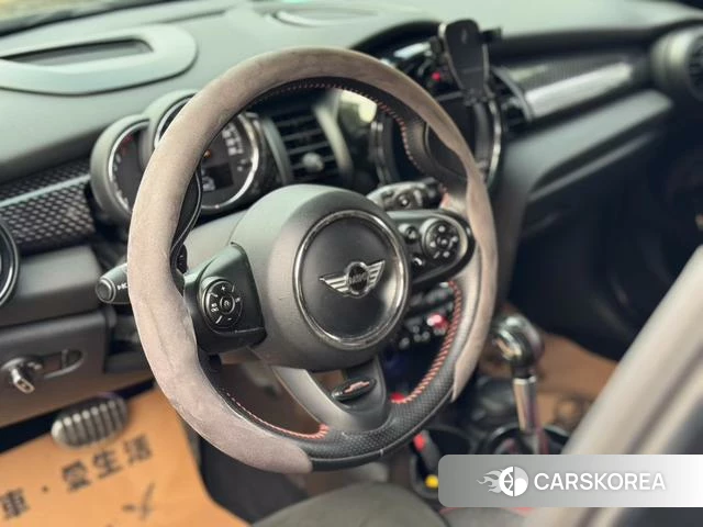 MINI MINI 2018 Черный из Китая, фото 2