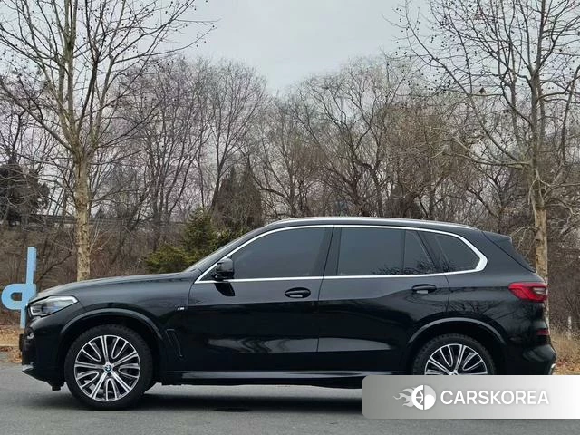 BMW X5 (imported) 2019 Черный из Китая, фото 2