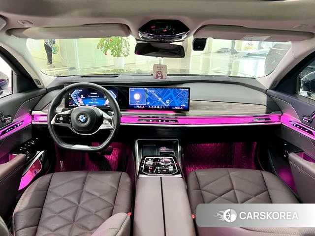 BMW 7 series 2024 Черный из Китая, фото 2