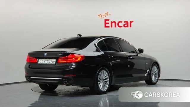 BMW 5 Series (G30) id 4689366 из Кореи 12