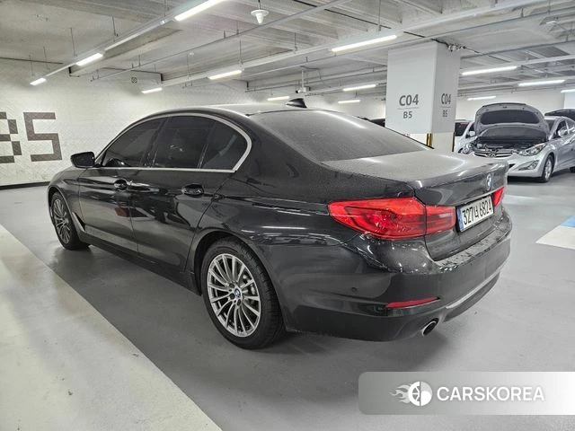 BMW 5 Series (G30) 2020 Черный из Кореи, фото 4