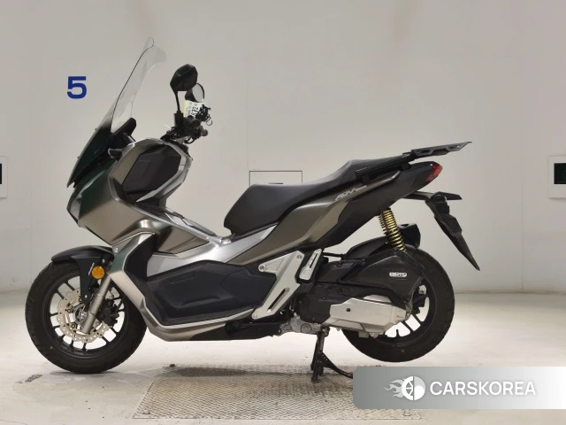 Проданный Honda ADV150 2019 из Японии, фото 2