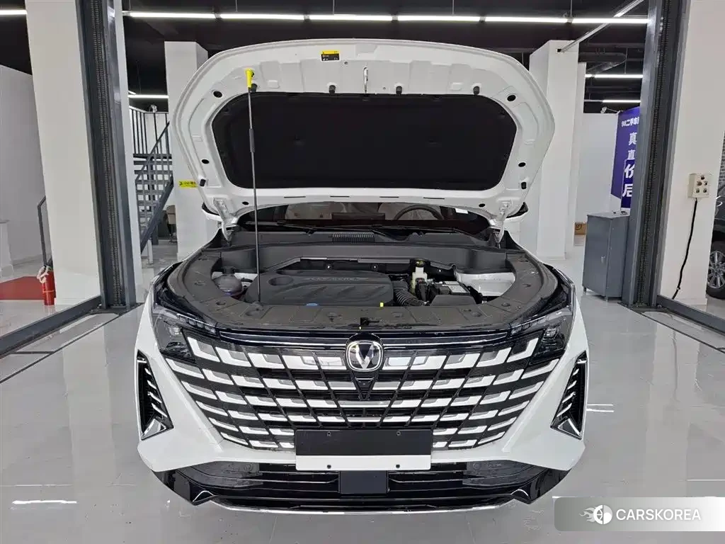 Chang'an Changan UNI-Z id 4576309 из Китая 12