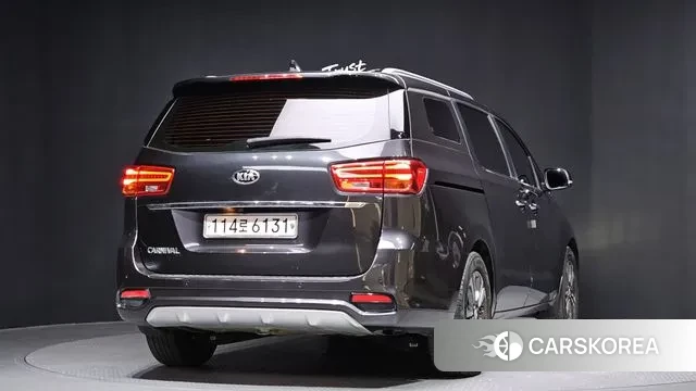 Kia The New Carnival id 3423386 из Кореи 12