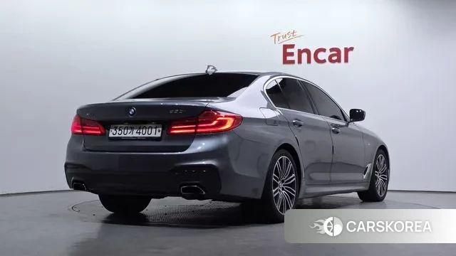 BMW 5 Series (G30) id 3686982 из Кореи 12