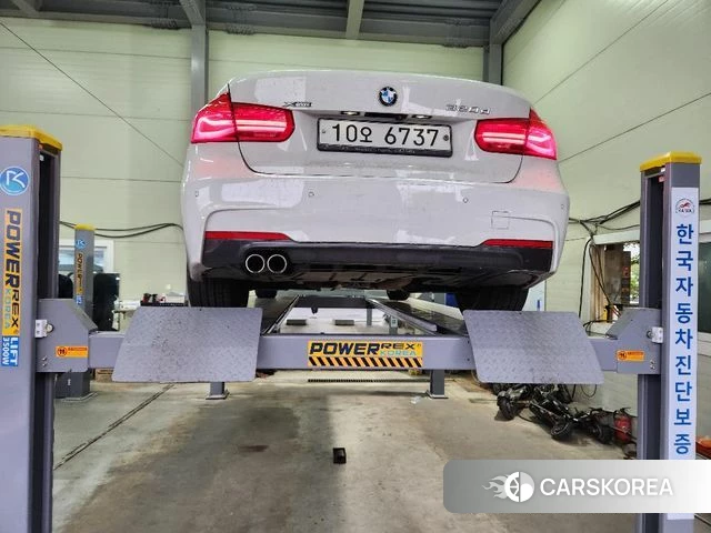 BMW 3 Series (G20) 2018 Белый из Кореи, фото 2